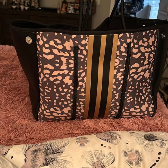 Large tote with added insert - Picture 1 of 1
